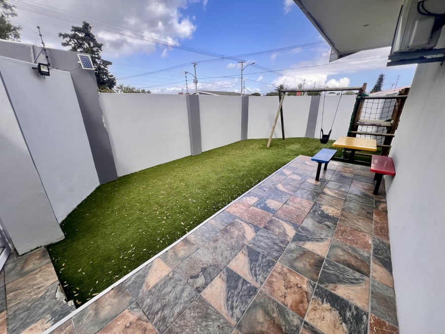 3 Bedroom Property for Sale in Vasco Estate Western Cape